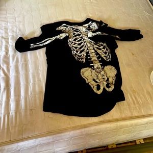 Shorts and pants are 3$ and shirts are 5 and 4$